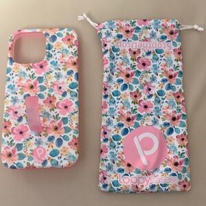 Loopy Case Floral Pattern with Pink Accent